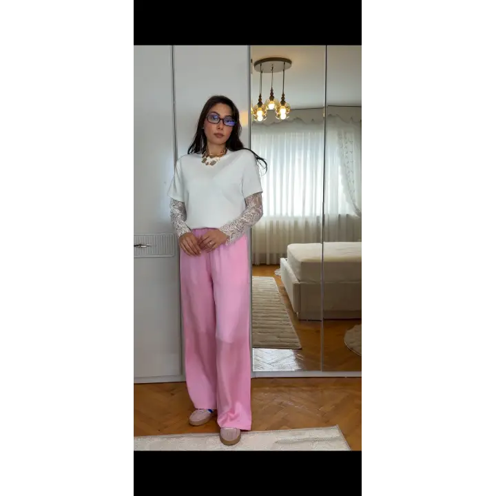 Dantel Kol Detaylı Oversize Tişört