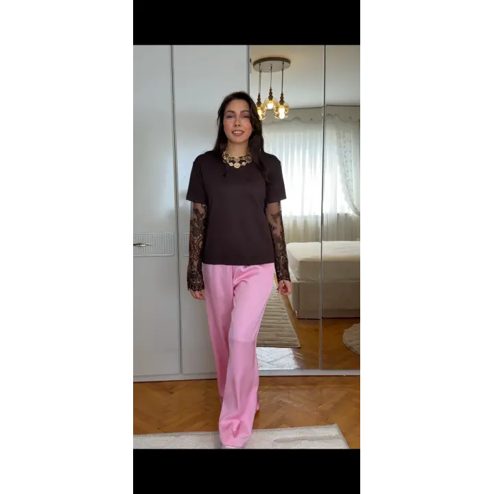 Dantel Kol Detaylı Oversize Tişört