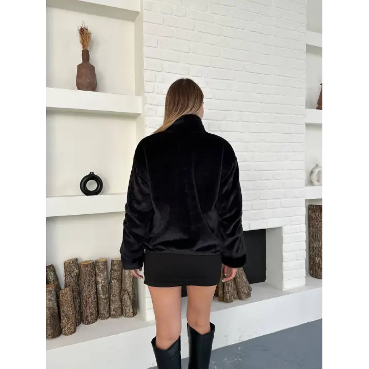 Dik Yaka Kısa Astarlı Peluş Ceket Siyah