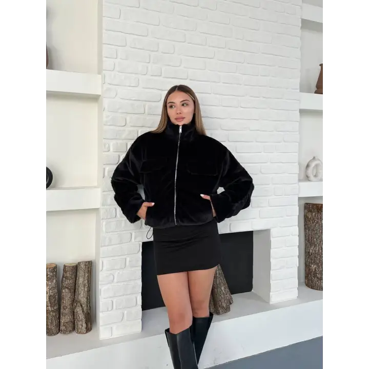 Dik Yaka Kısa Astarlı Peluş Ceket Siyah