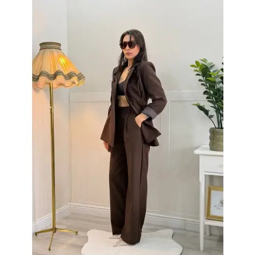 Kahverengi Pens Detaylı Blazer Ceket ve Geniş Paça Takım