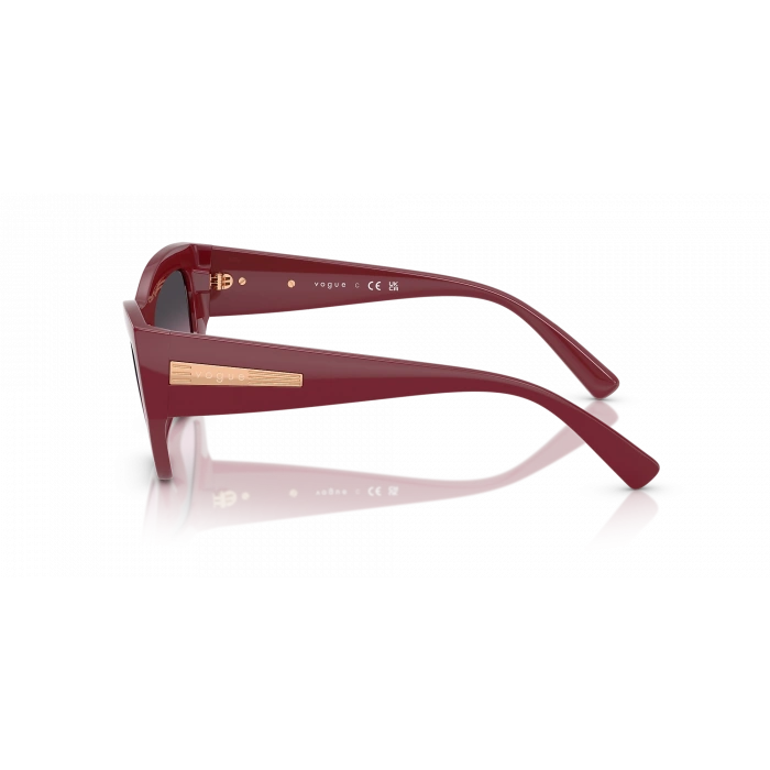 Vogue Unisex Güneş Gözlüğü - Geometrik/İrregüler Form Vişne Naylon Çerçeve Gri Degrade Kahverengi Polarize Cam 0VO5607S