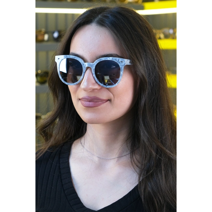 Bolon Kadın Güneş Gözlüğü BL3008-D11