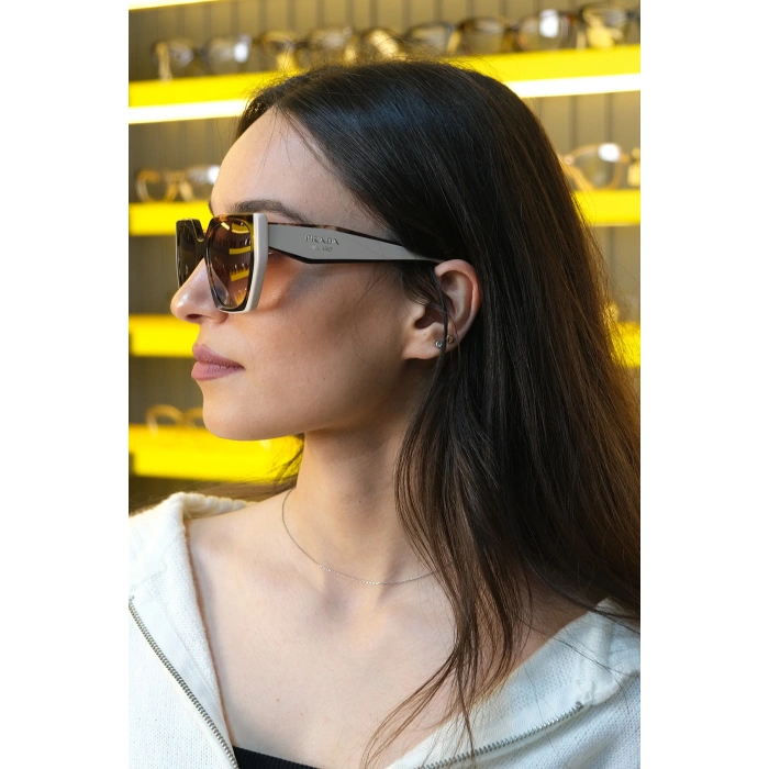 Prada Kadın Güneş Gözlüğü 0PR 15WS-01R0A6