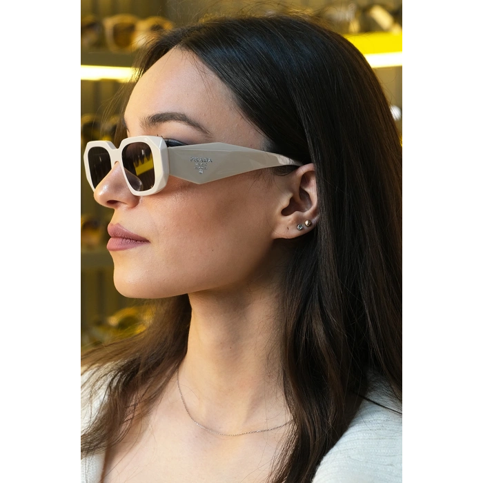 Prada Kadın Güneş Gözlüğü 0PR 17WS-VYJ6X1