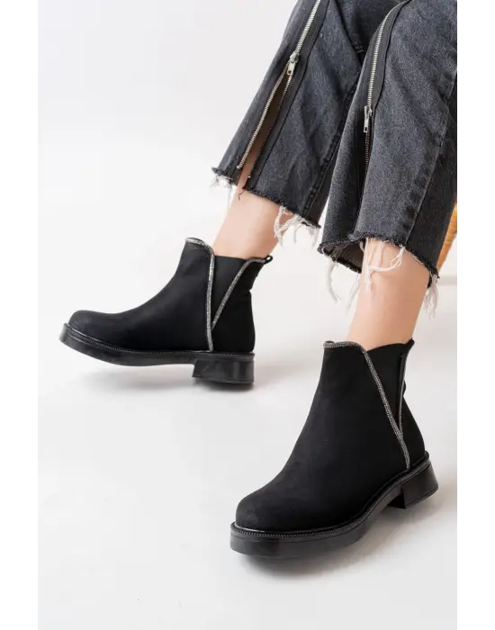 Siyah Süet Taş Aksesuarlı Lastikli Günlük Kadın Bot