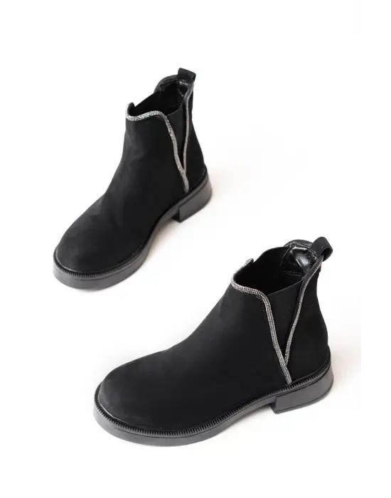 Siyah Süet Taş Aksesuarlı Lastikli Günlük Kadın Bot