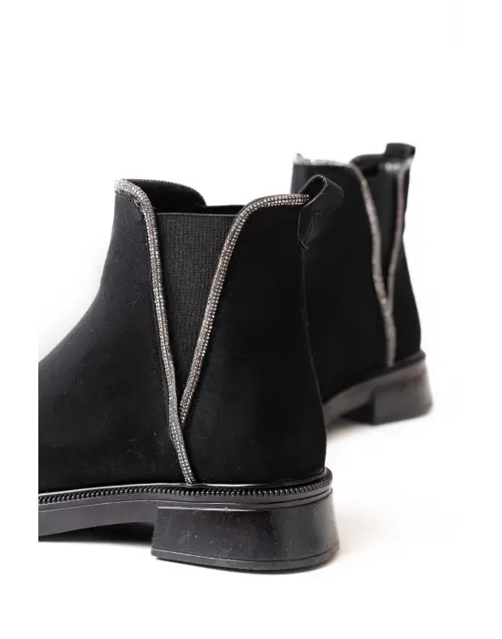 Siyah Süet Taş Aksesuarlı Lastikli Günlük Kadın Bot