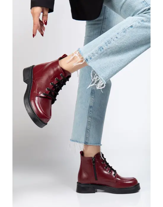 02-2001 Bordo Kırışık Rugan Bağcıklı Fermuarlı Günlük Kadın Bot