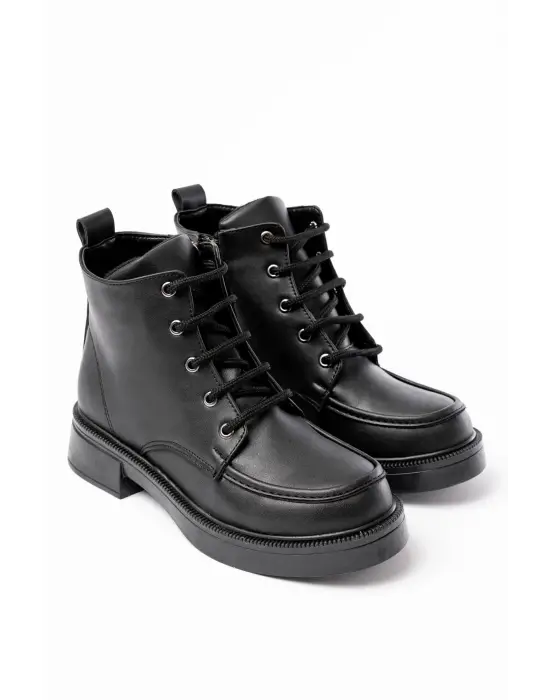 Siyah Bağcıklı Fermuarlı Günlük Kadın Bot