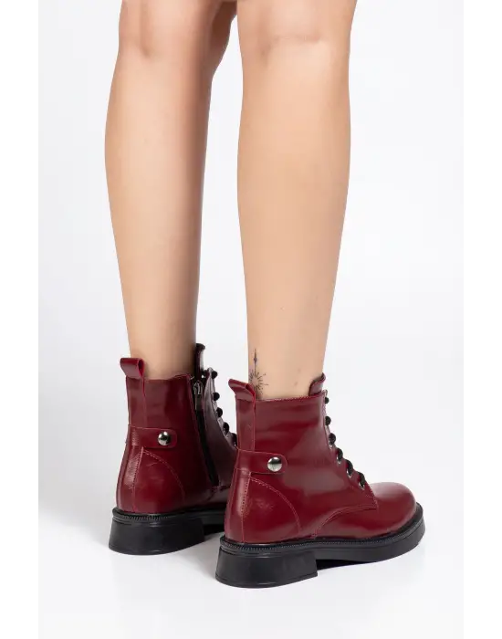 02-2003 Bordo Kırışık Rugan Bağcıklı Fermuarlı Günlük Kadın Bot