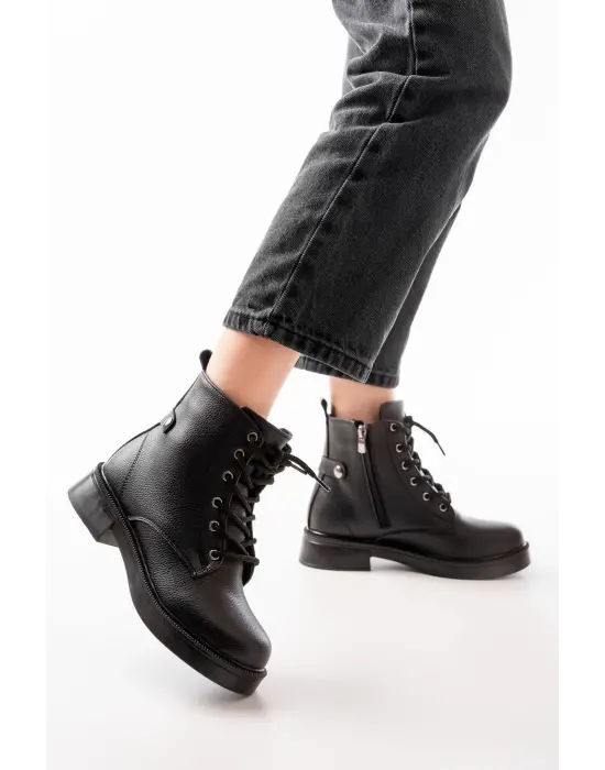 Siyah Galata Bağcıklı Fermuarlı Günlük Kadın Bot