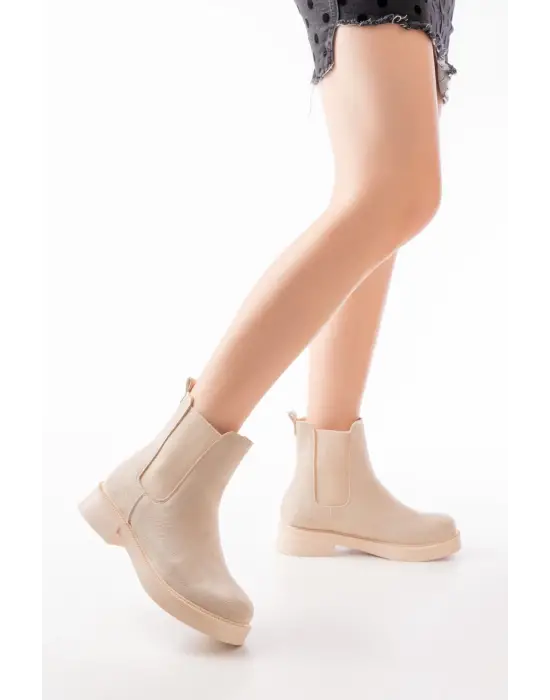 Bej Süet Lastikli Günlük Kadın Bot