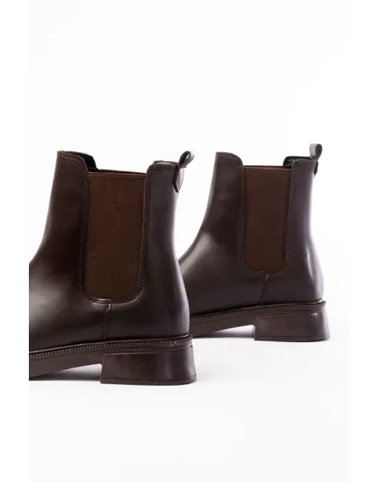 Kahverengi Lastikli Günlük Kadın Bot