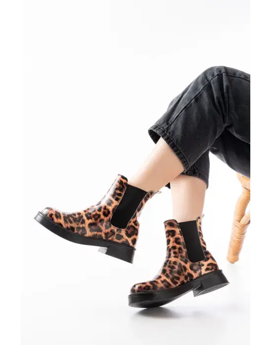 Leopar Lastikli Günlük Kadın Bot