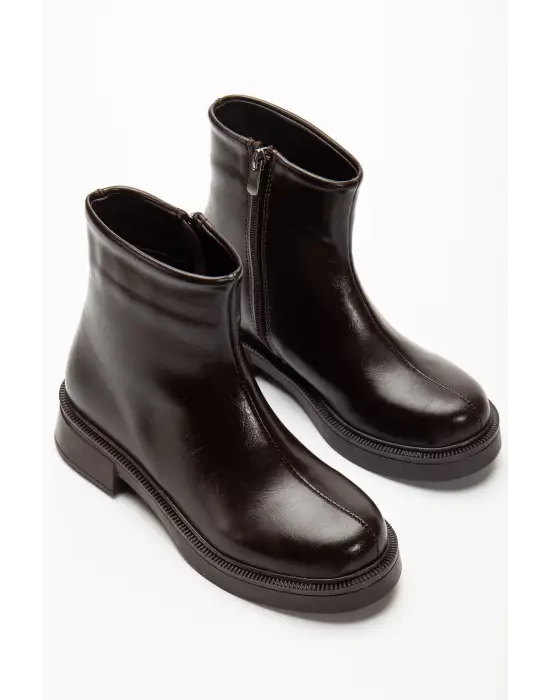 02-3033 Kahve Kırışık Rugan Fermuarlı Günlük Kadın Bot