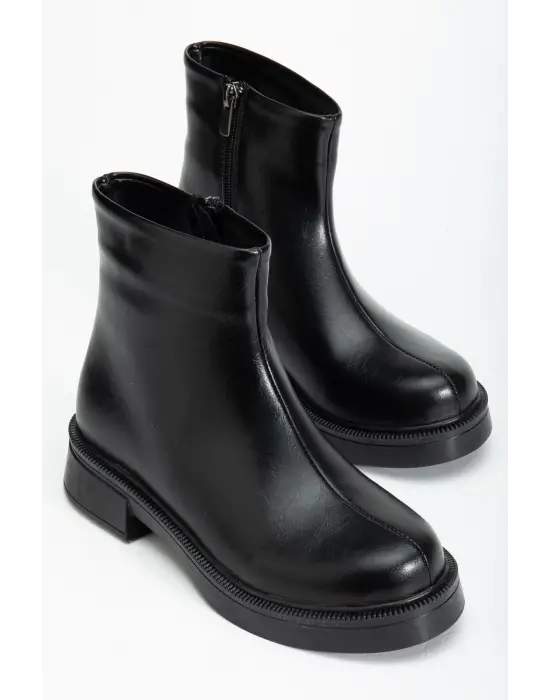 02-3033 Siyah Kırışık Rugan Fermuarlı Günlük Kadın Bot