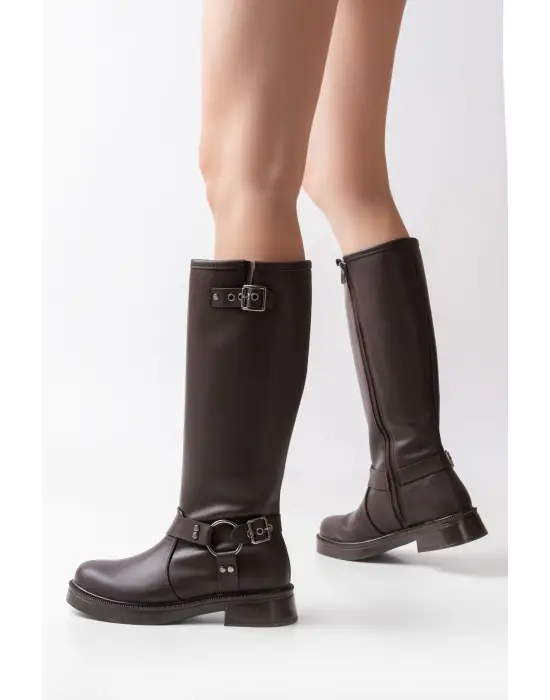 02-312 Kahverengi Toka Aksesuarlı Fermuarlı Günlük Kadın Çizme