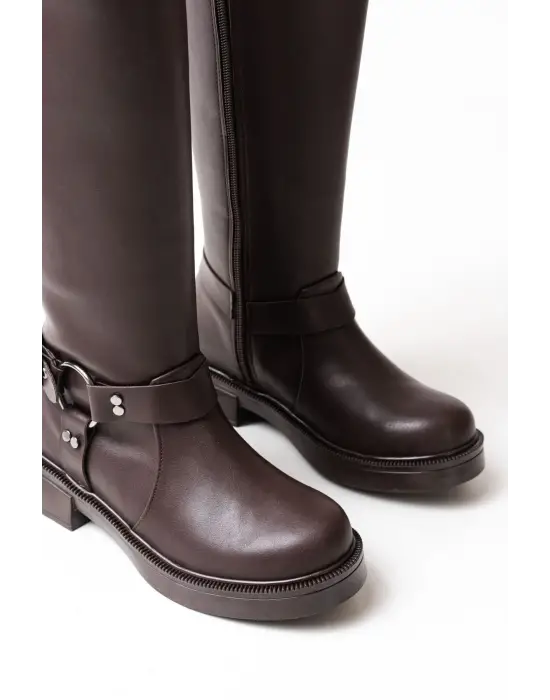 02-312 Kahverengi Toka Aksesuarlı Fermuarlı Günlük Kadın Çizme