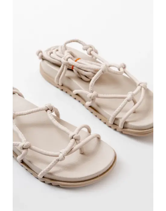 Bej Bilekten Bağcıklı Kadın Sandalet