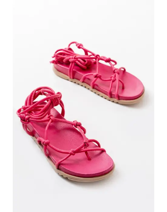Fuşya Bilekten Bağcıklı Kadın Sandalet