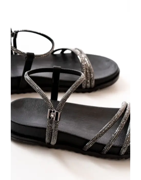 Siyah Taşlı Kadın Sandalet