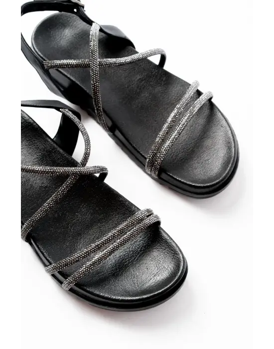 1001-1105 Siyah Platin Taşlı Günlük Kadın Sandalet