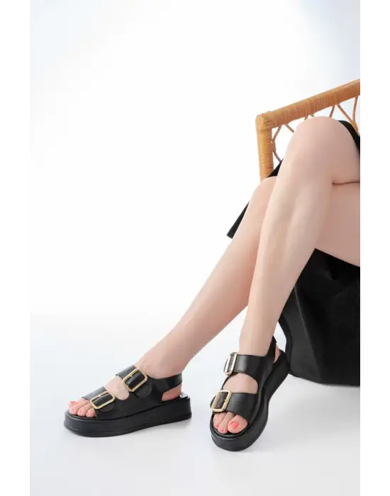 1187 Siyah Dolgu Topuk Lastik Baretli  Kadın Sandalet