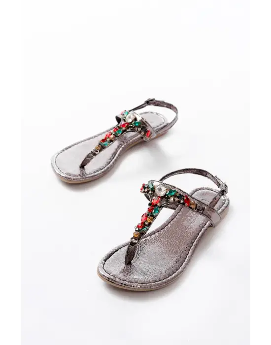 152-1110 Platin Multi  Taşlı Parmak Arası Kadın Sandalet
