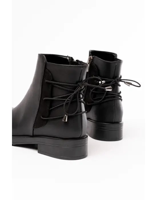 Siyah Arka Bağcık Aksesuarlı Fermuarlı Günlük Kadın Bot