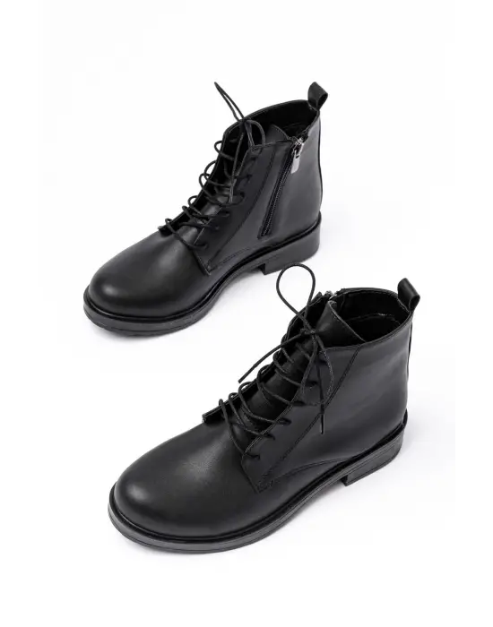 Siyah Bağcıklı Fermuarlı Günlük Kadın Bot