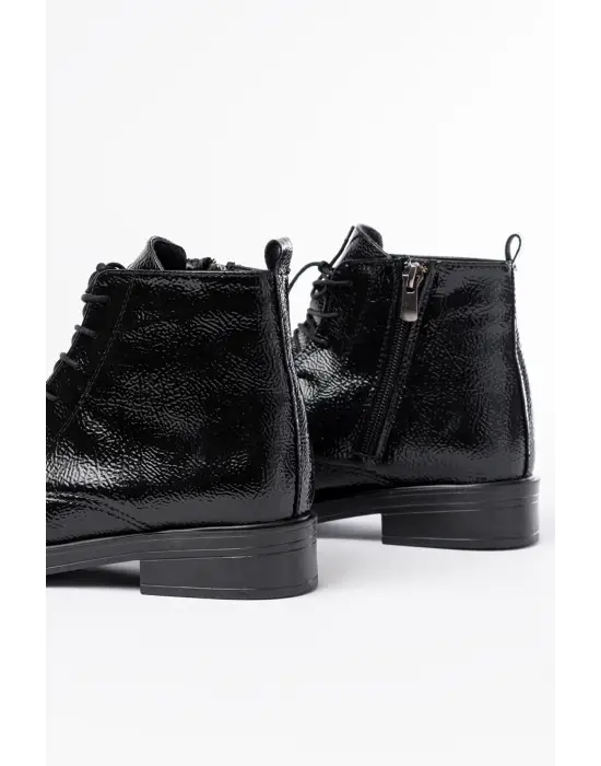 Siyah Rugan Bağcıklı Fermuarlı Günlük Kadın Bot