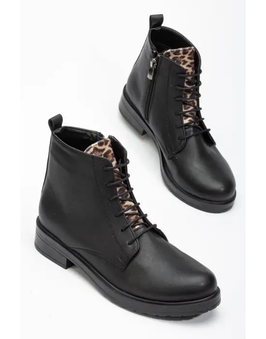 Siyaha Leopar Bağcıklı Fermuarlı Günlük Kadın Bot