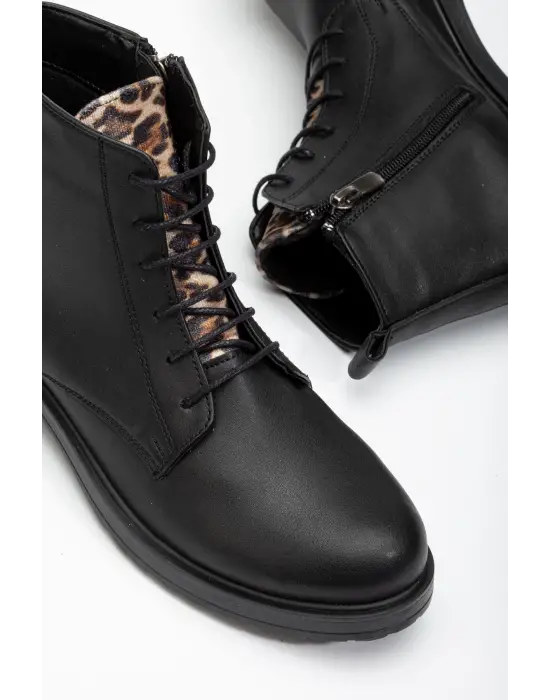 Siyaha Leopar Bağcıklı Fermuarlı Günlük Kadın Bot