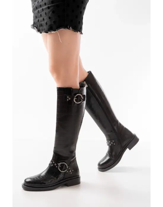 2024-3004 Siyah Kroko Toka Aksesuarlı Lastikli Fermuarlı Günlük Kadın Çizme