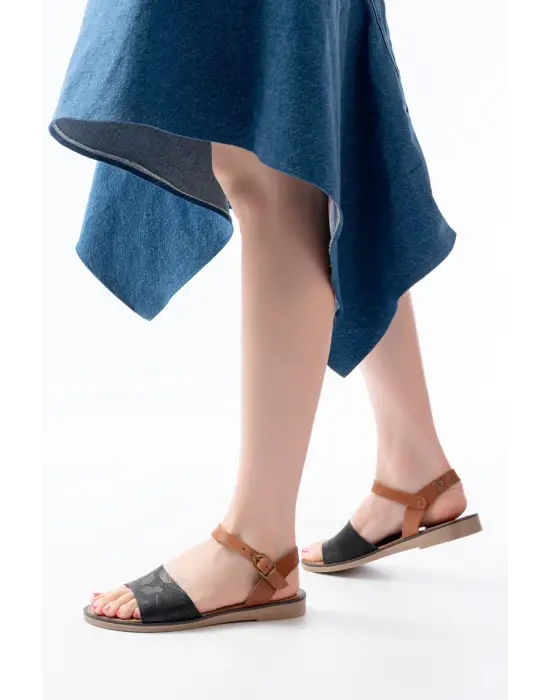 205-012 Siyah Ortopedik Hakiki Deri Kadın Sandalet