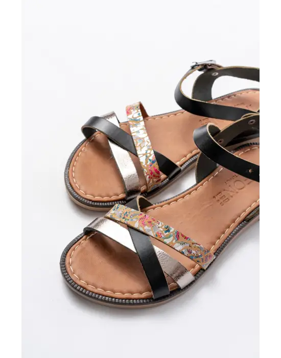 205-015 Siyah Garni Ortopedik Hakiki Deri Dolgu Kadın Sandalet