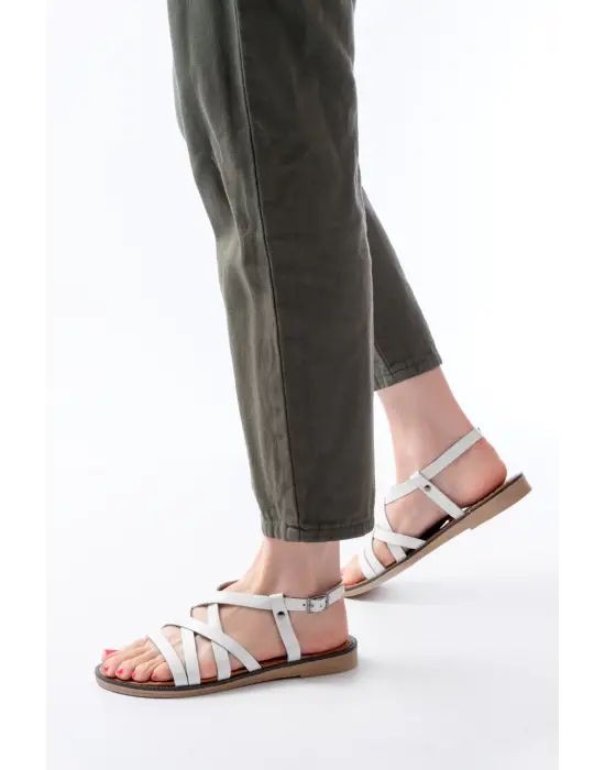 205-017 Beyaz Ortopedik Hakiki Deri Kadın Sandalet