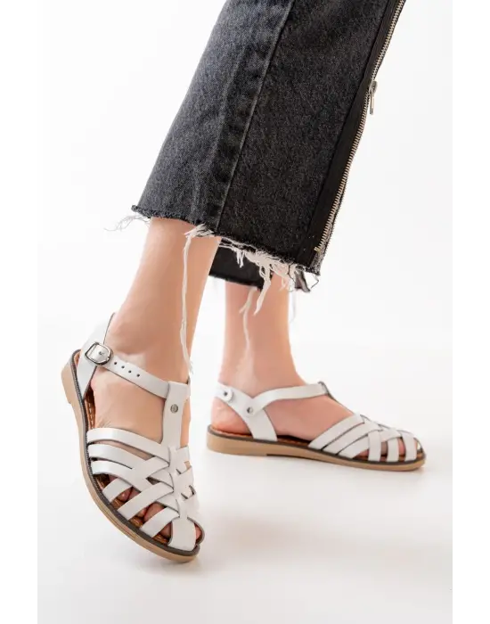 Beyaz Ortopedik Hakiki Deri Kadın Sandalet