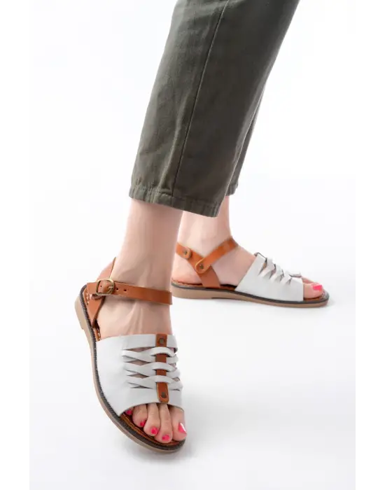 205-029 Beyaz Ortopedik Hakiki Deri Kadın Sandalet