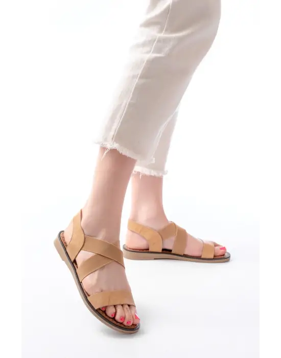 205-04 Bej Tek Bantlı Lastikli Hakiki Deri Ortopedik Taban Kadın Sandalet