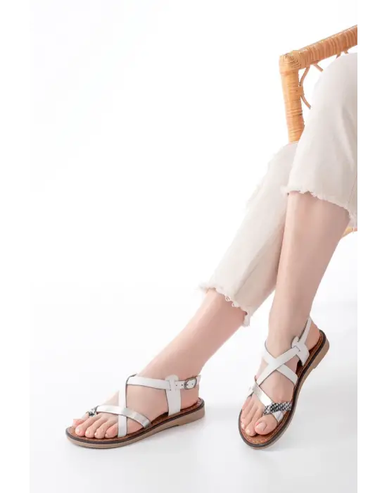 205-08 Beyaz Garni  Ortopedik Hakiki Deri Kadın Sandalet