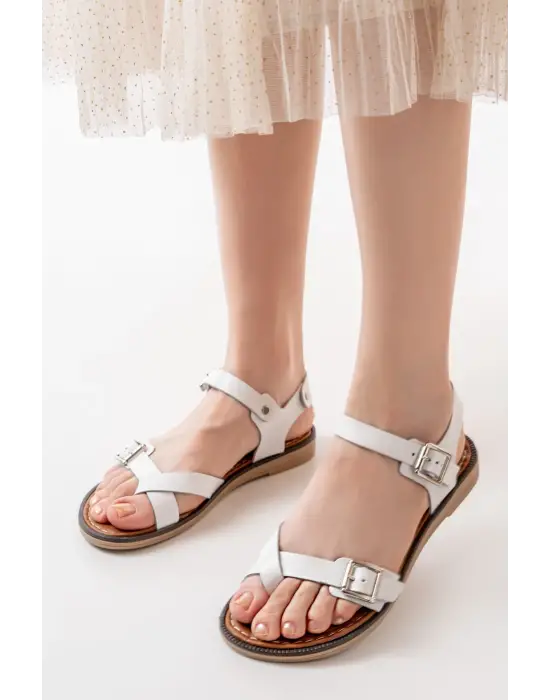 Beyaz Ortopedik Hakiki Deri Kadın Sandalet
