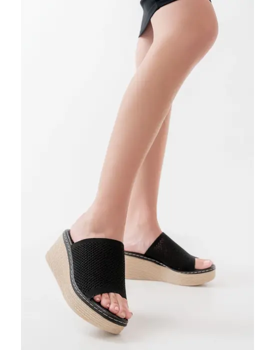 Siyah Triko Günlük Ortopedik Dolgu Topuk Kadın Terlik