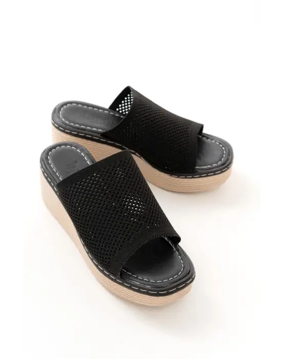 Siyah Triko Günlük Ortopedik Dolgu Topuk Kadın Terlik