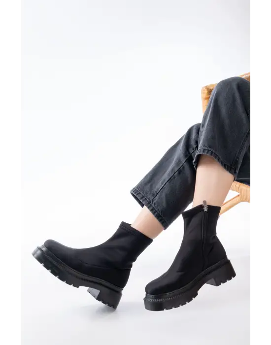 Siyah Dalgıç Fermuarlı Günlük Kadın Bot