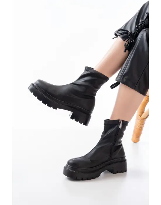 Siyah Streç Fermuarlı Günlük Kadın Bot