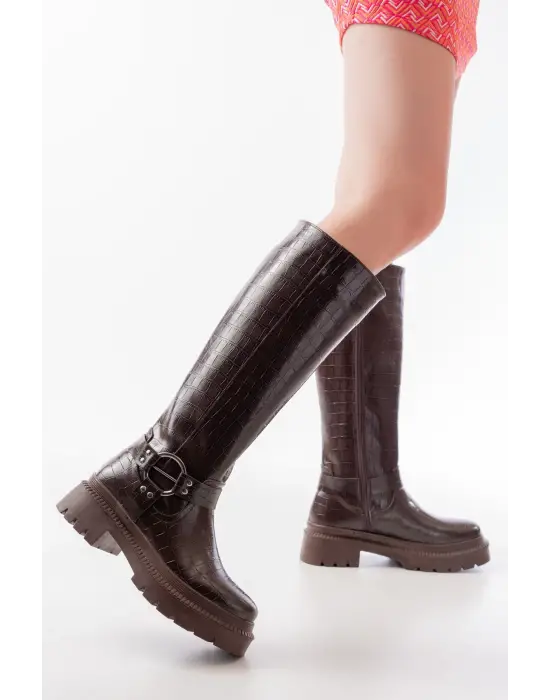236-3021 Kahverengi Kroko Fermuarlı Günlük Kadın Çizme