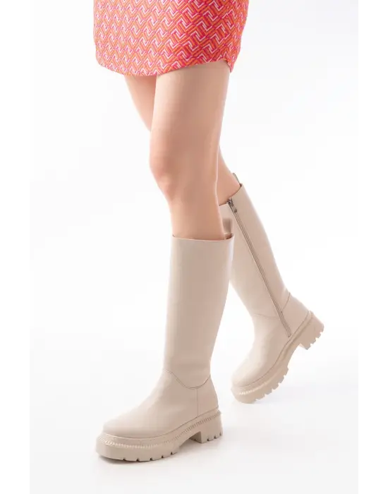 Bej Fermuarlı Günlük Kadın Çizme