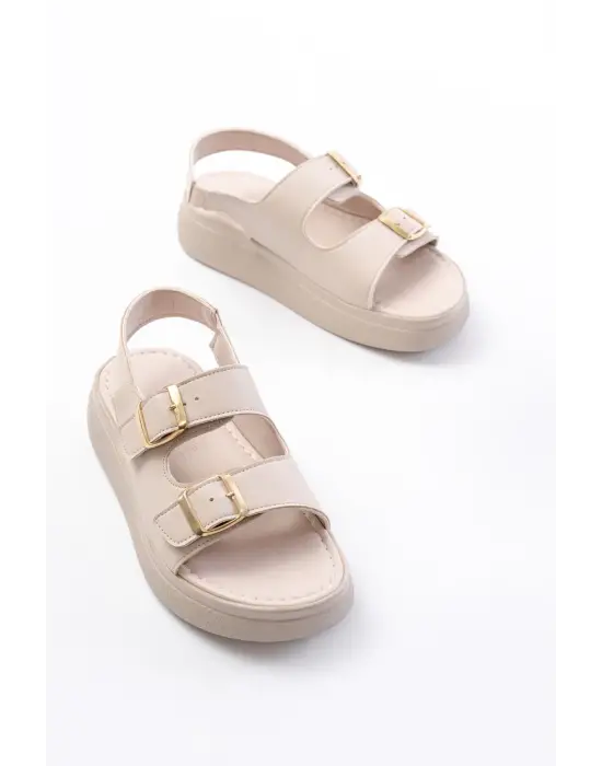 Bej Günlük Dolgu Topuk Toka Aksesuarlı Kadın Sandalet